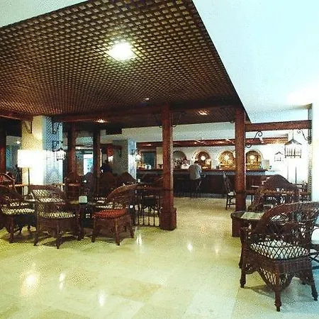 Al-mar Hotel 3*